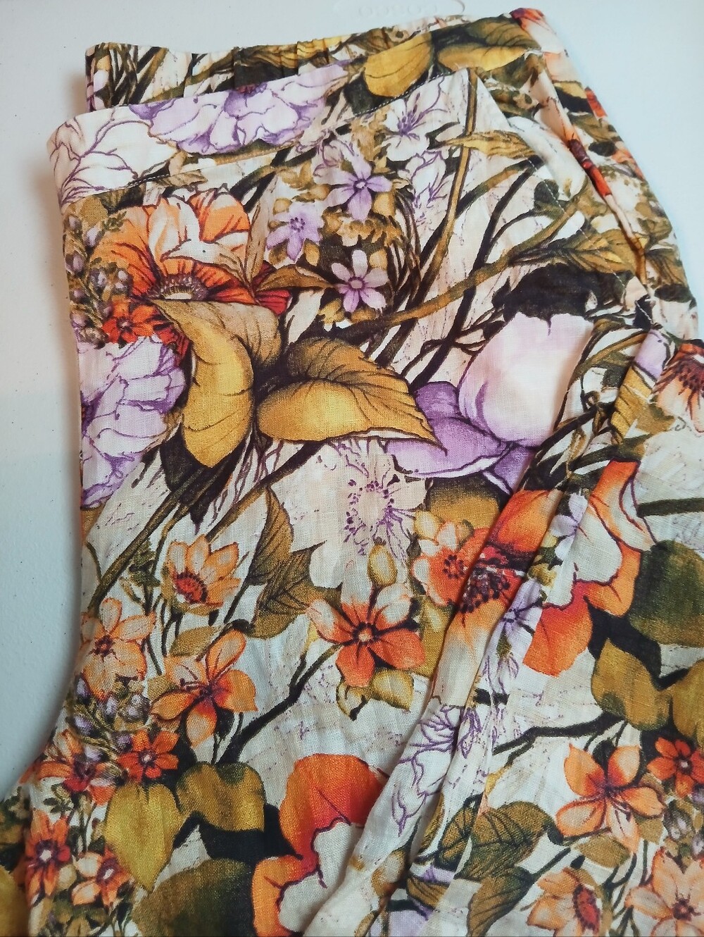 Chico's Size 4R Floral 100% Linen Pants in Orange, Green, Brown & Cream Tones